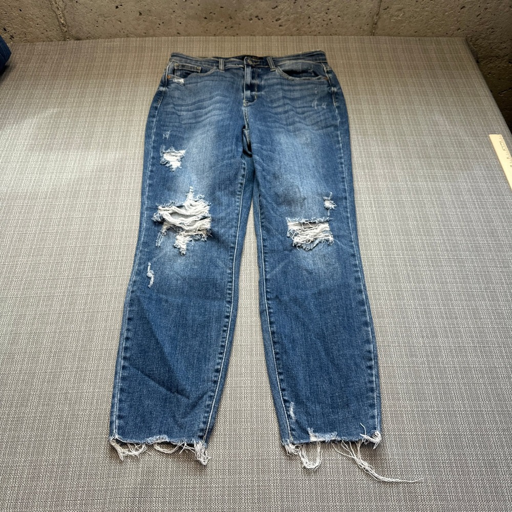 Judy Blue Relaxed Fit Distressed Raw Hem Jeans Blue 9 / 29 High Rise *
